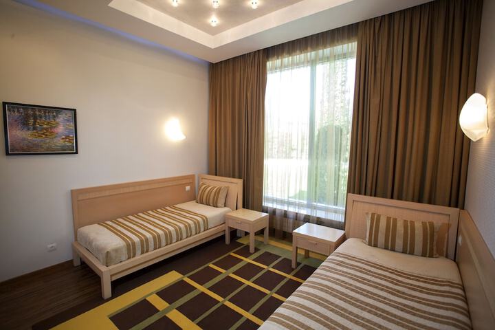 Room 8 of 55