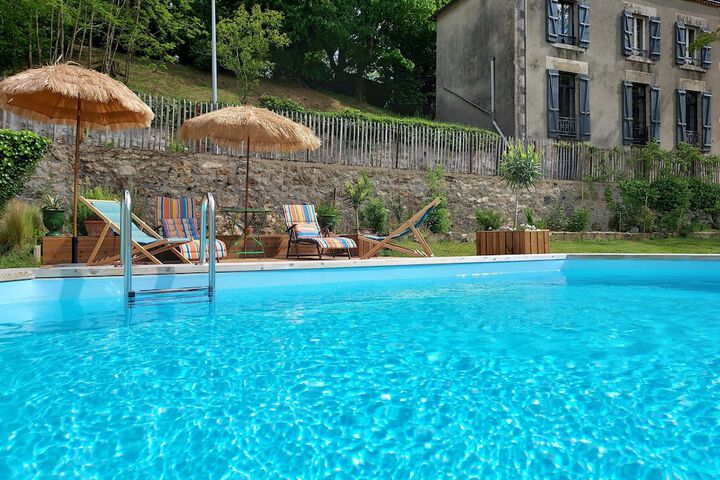 Pools & Facilities