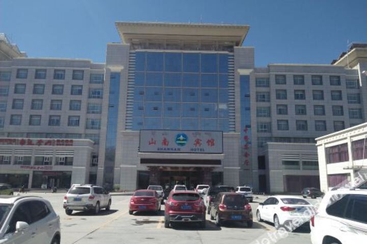 Hotel 3 of 9