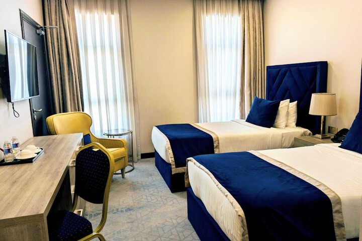 Room 7 of 29
