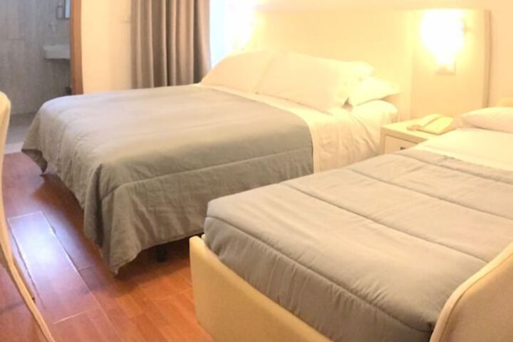 Room 31 of 139