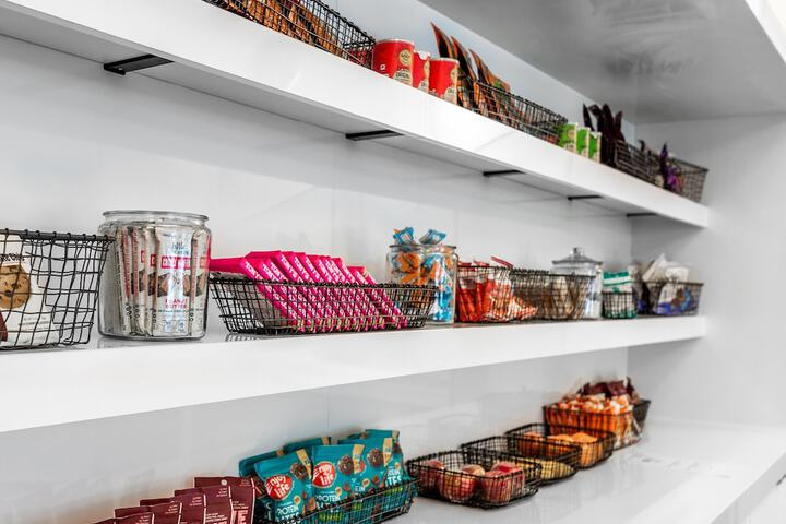 Snack bar