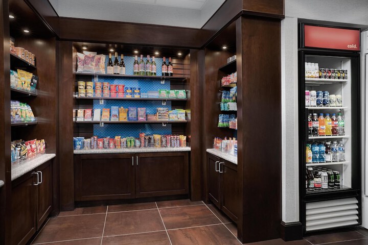 Snack bar