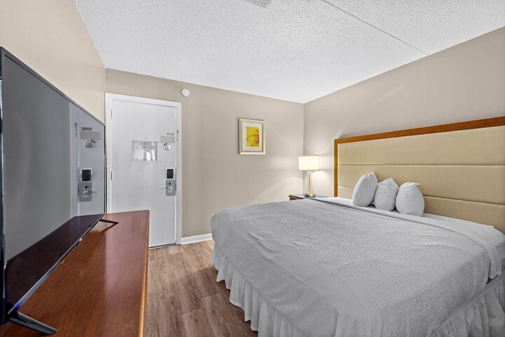 Room 29 of 87