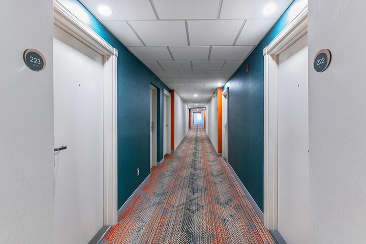Guest Lobby