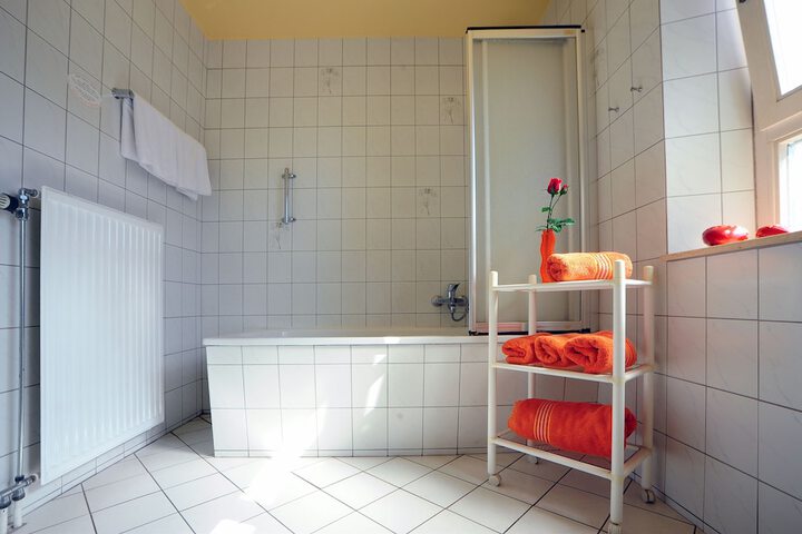 Room 16 of 31