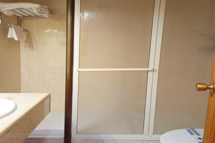 Room 42 of 69