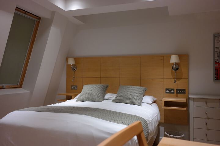 Room 15 of 56