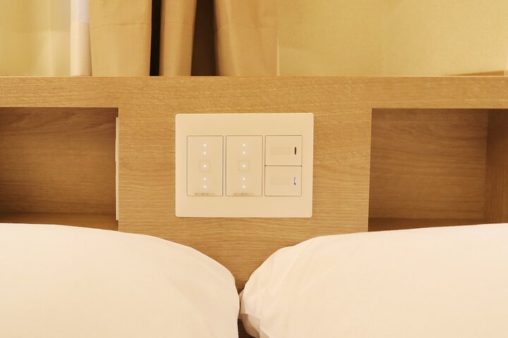 Room 52 of 112