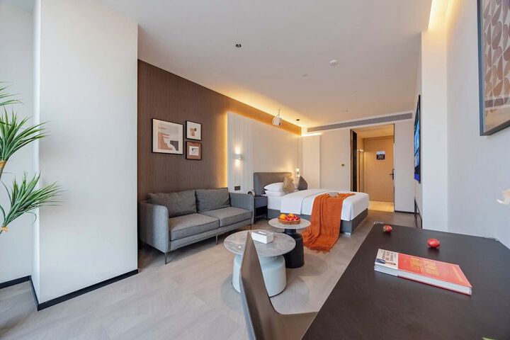 Room 18 of 54