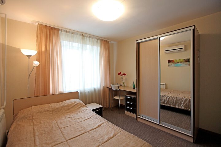 Room 9 of 125