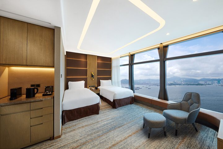 Room 10 of 60
