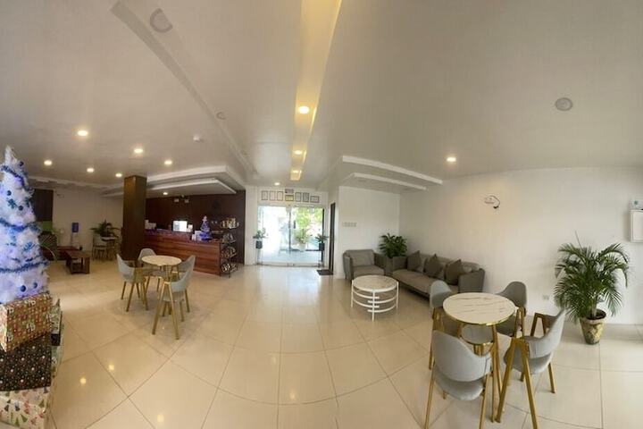 Hotel Interior 4 of 16