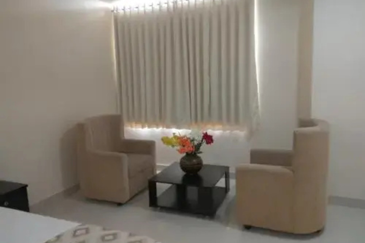 Room 11 of 12