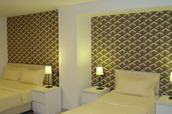 Room 19 of 62
