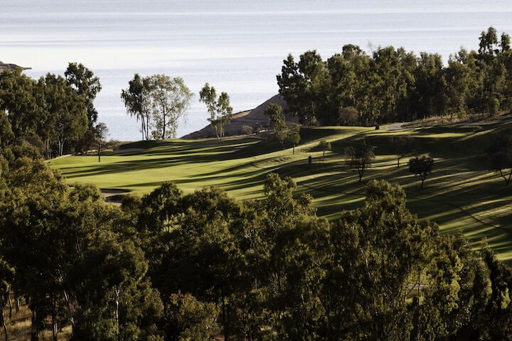 Exterior of Hotel Vincci Valdecañas Golf