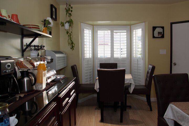 Business Center 29 of 45