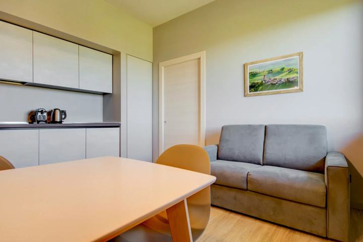 Room 5 of 14