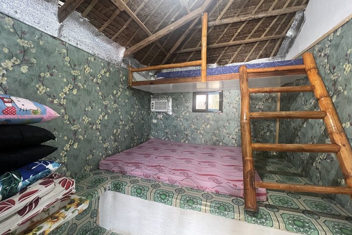 Room 8 of 71