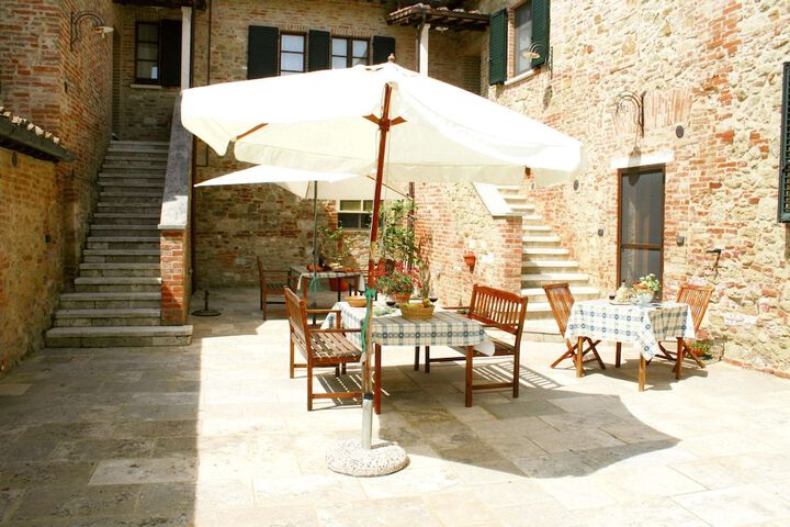Terrace/Patio 71 of 186