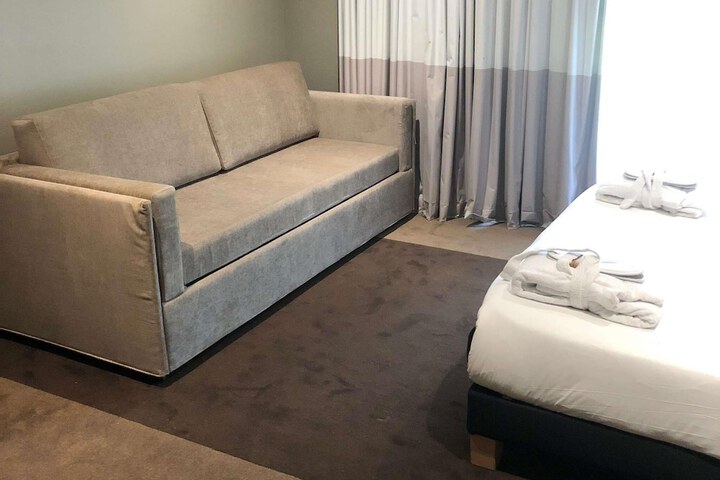 Room 29 of 80