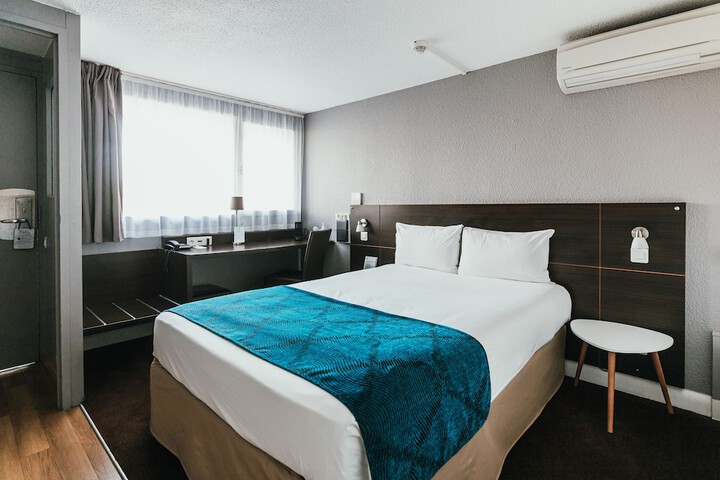 Room 12 of 54