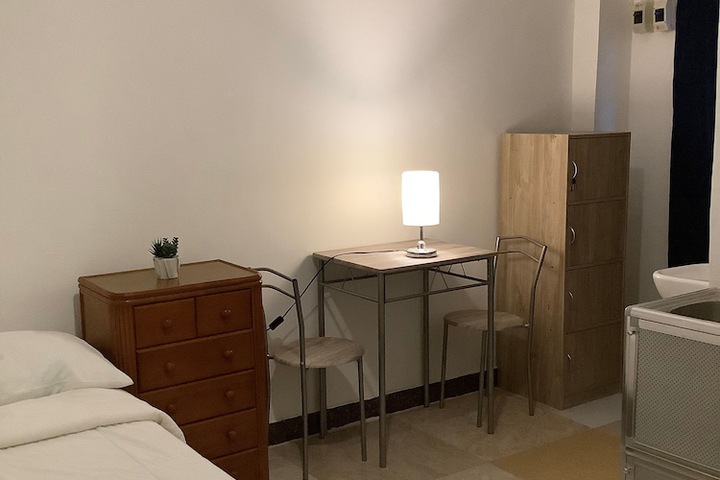 Room 9 of 52