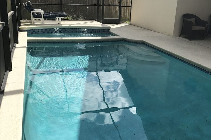 Pool 86 of 92