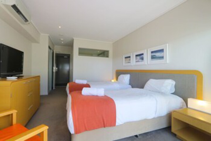 Room 18 of 22