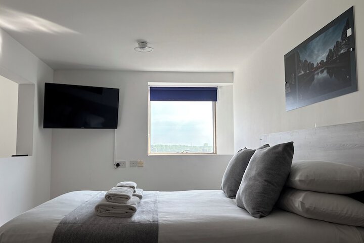 Broadview Hotel