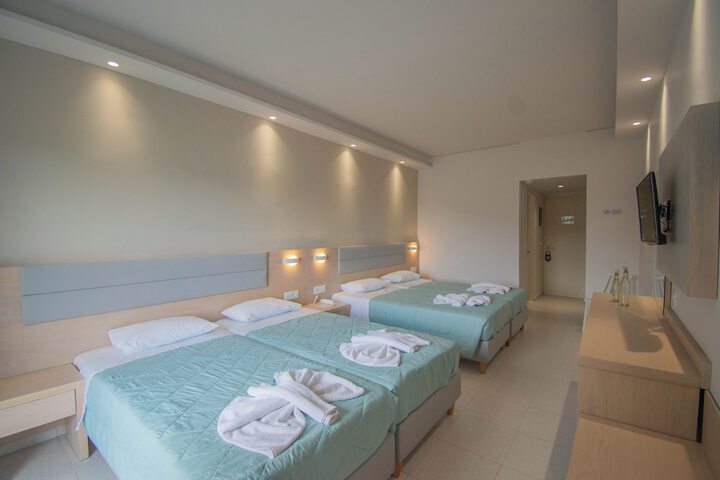 Room 15 of 69