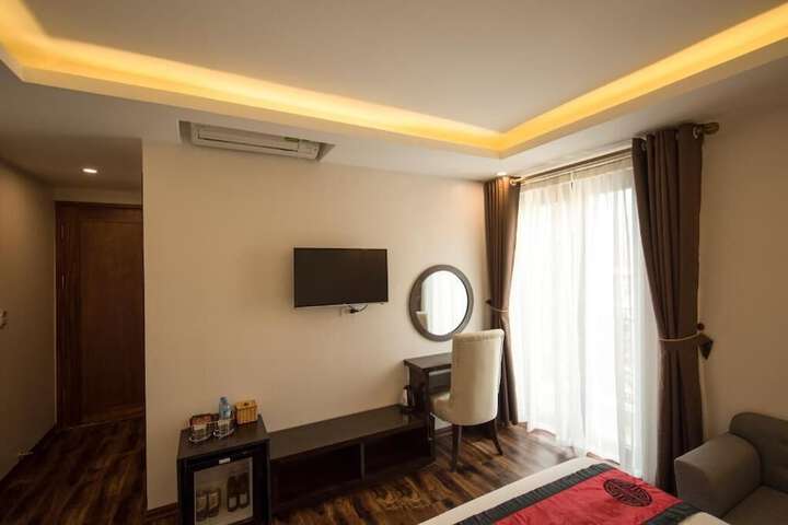 Room 8 of 52