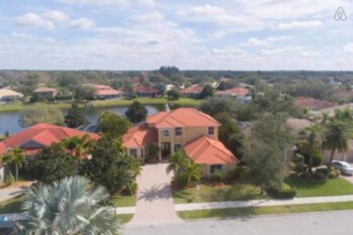 Photo of Dream Waterview Mansion - Sleeps 24