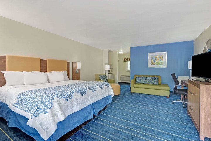 1 King Bed Mobility Accessible (1 of 8)