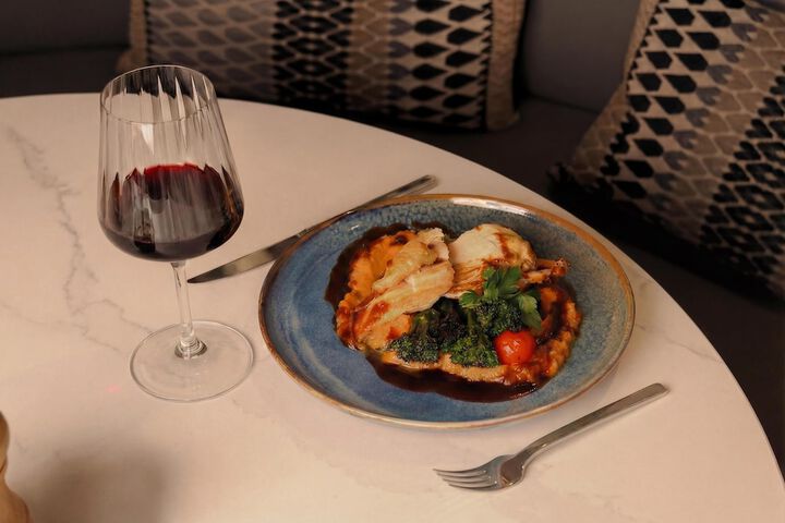 Dining 116 of 209