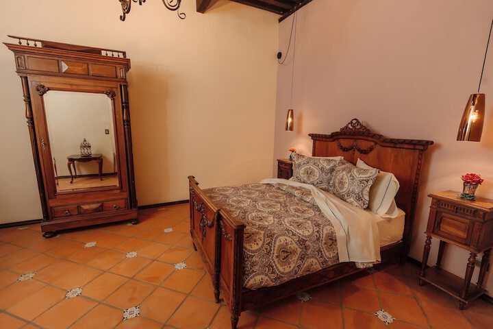 Room 3 of 47