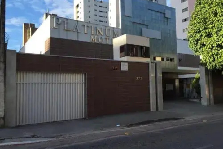 Platinum Motel