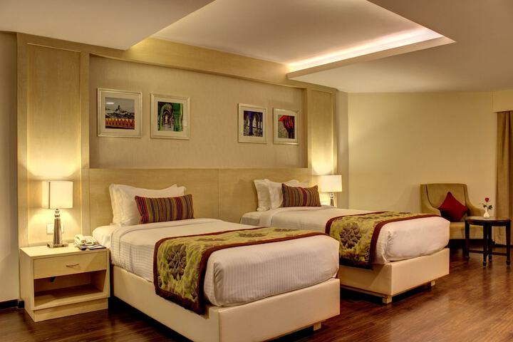 Room 12 of 51