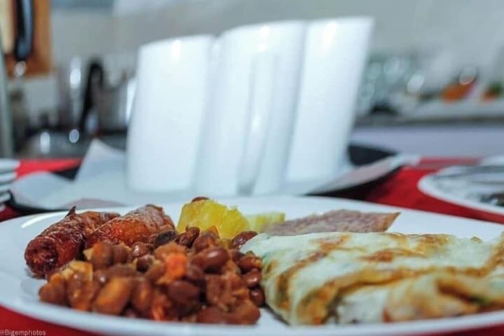 Breakfast/Coffee Service 20 of 28