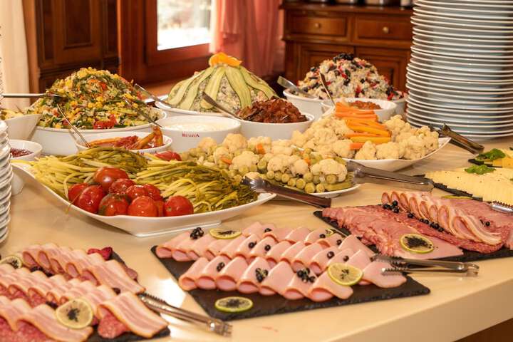 Dining 119 of 141