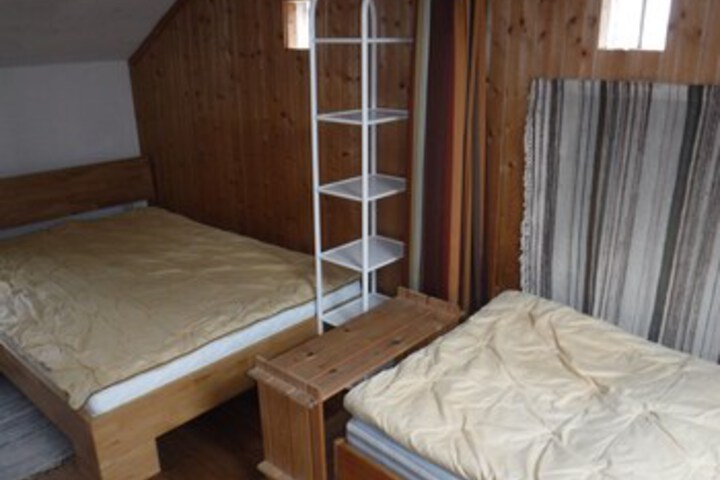 Room 15 of 28