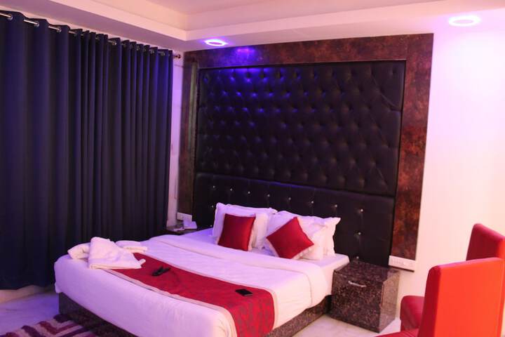 Room 11 of 46