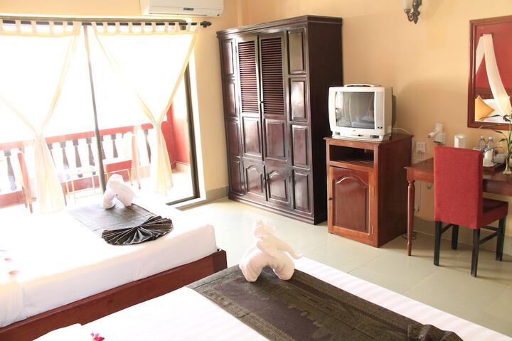 Room 30 of 97