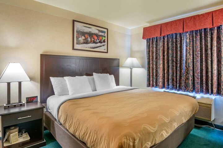 Room 38 of 107