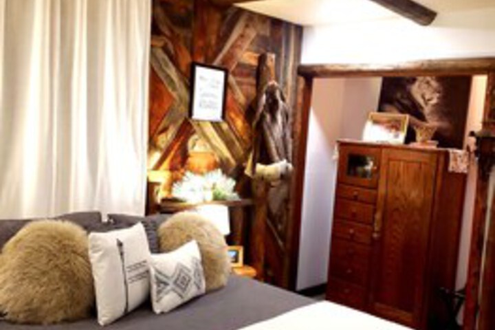 Room 40 of 60