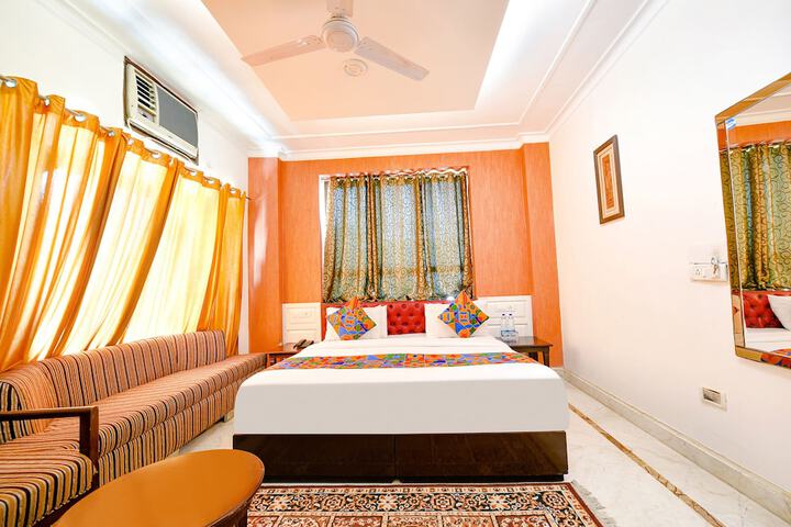 Room 17 of 22