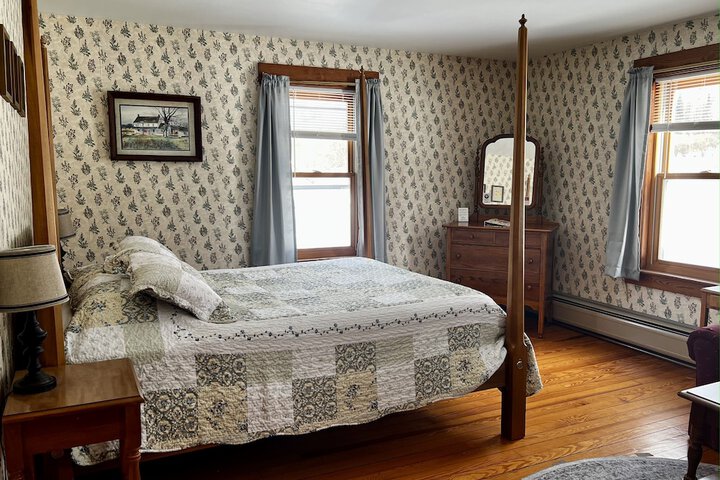 Room 17 of 72