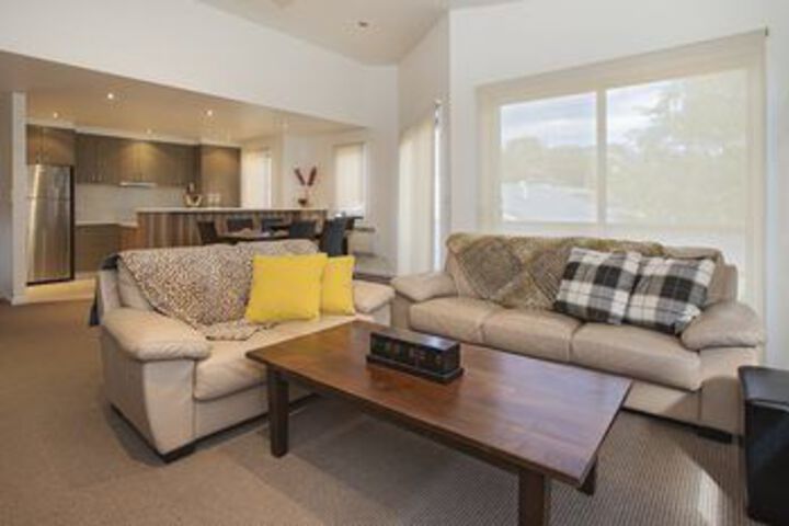 Northview 2 9 Clyde Street Jindabyne