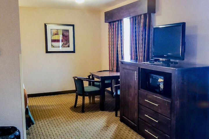Room 27 of 67