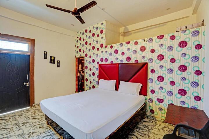 Hotel O Moon Murad Ganj